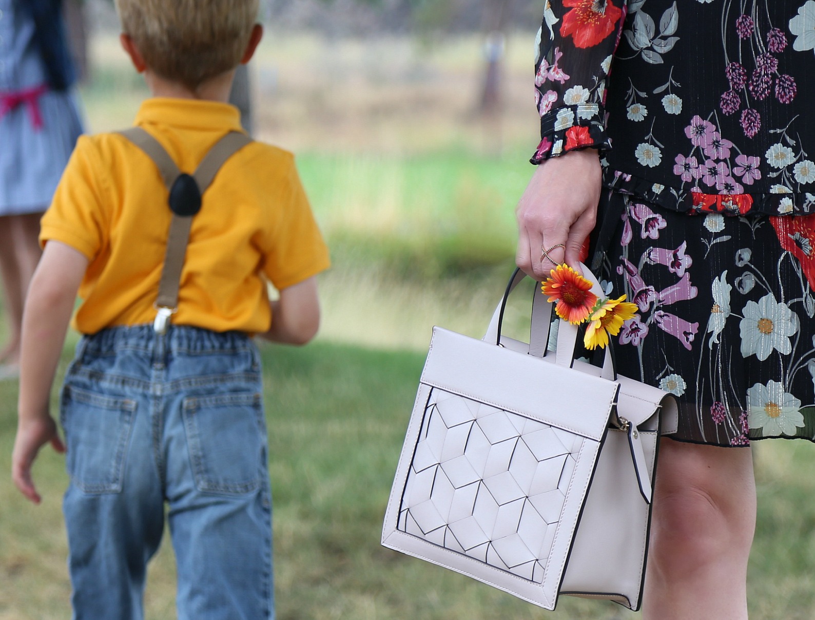 Rainy Sunday Best with Donna Morgan + Welden Bags 10a