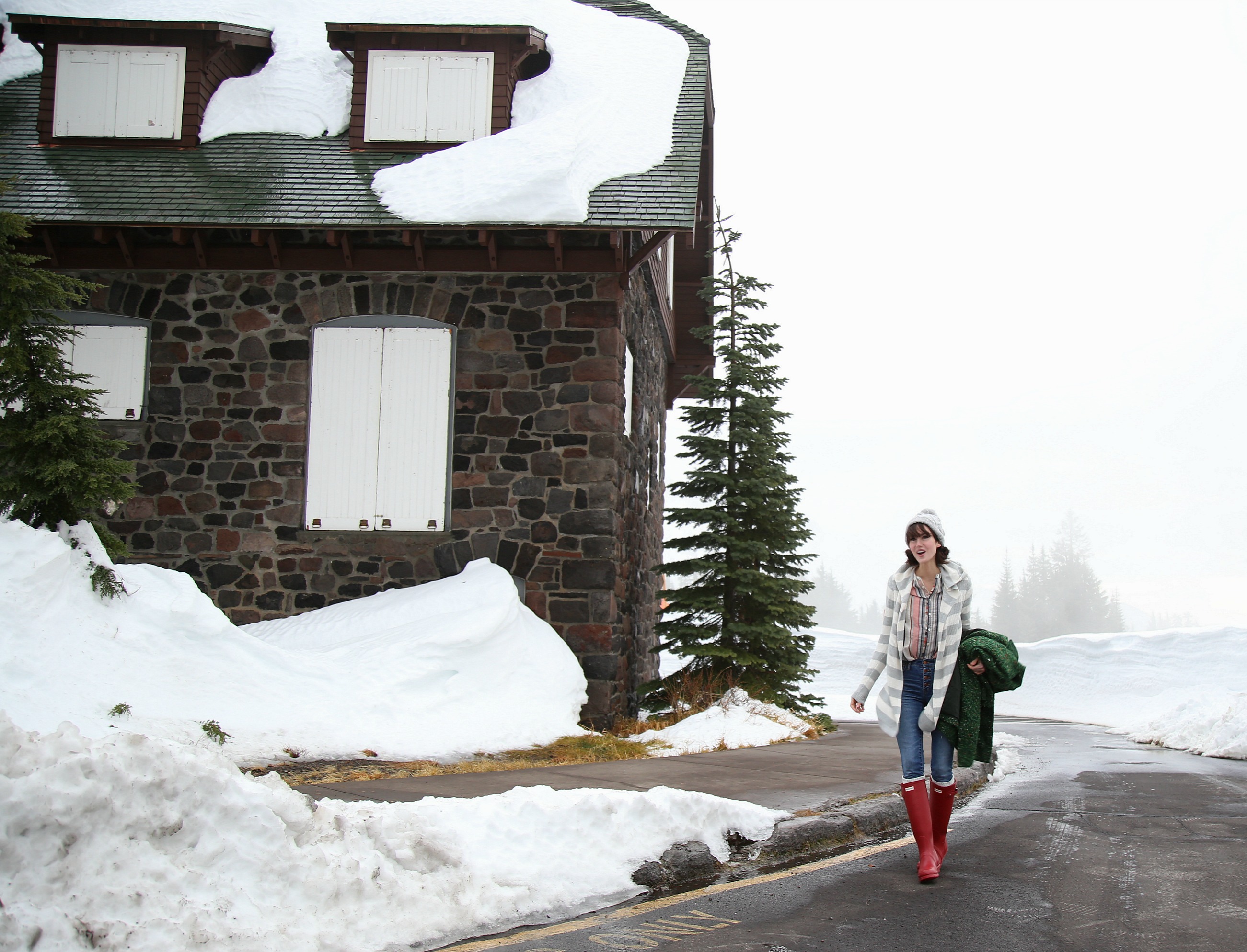 Crater Lake with Lilla P 16a