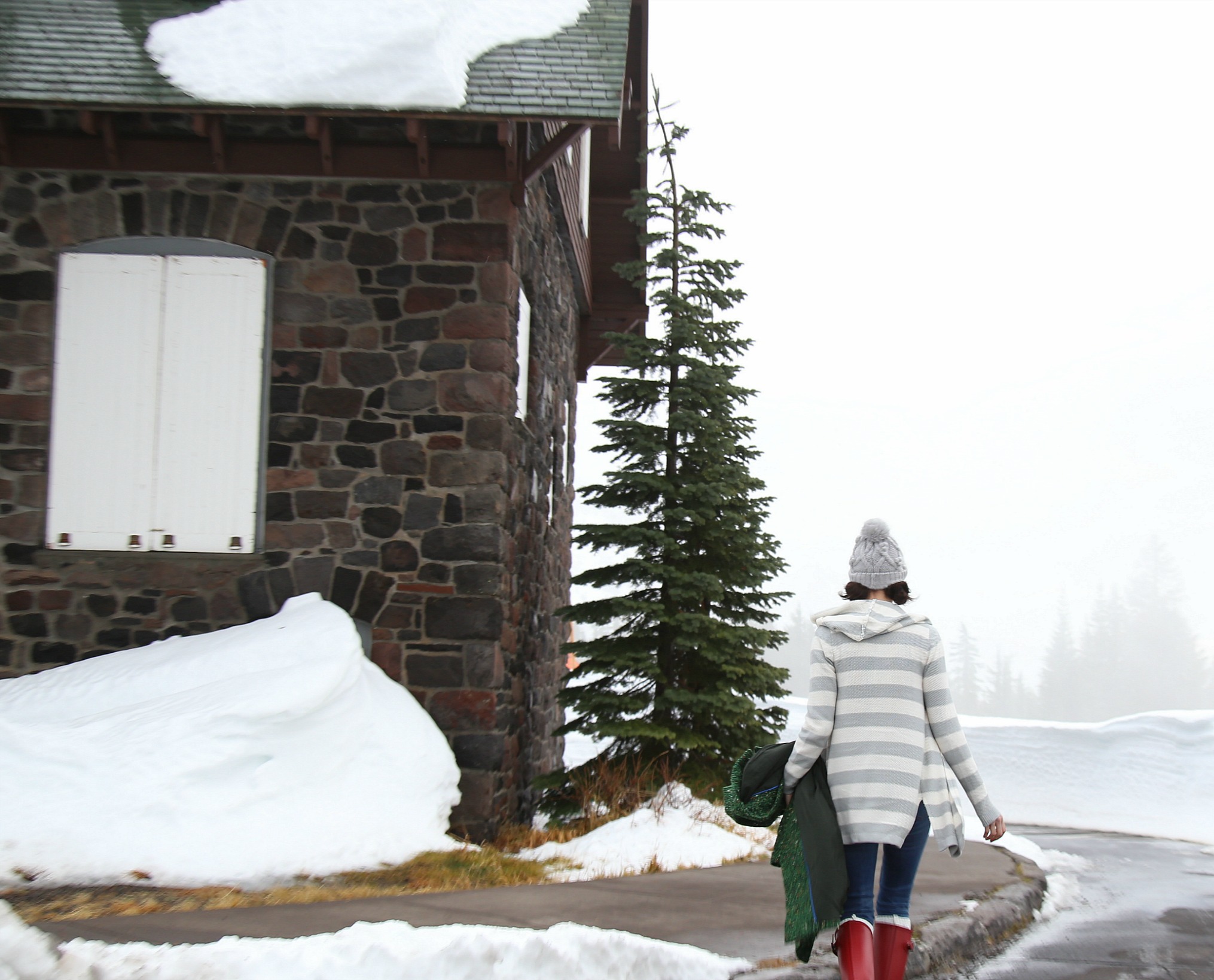 Crater Lake with Lilla P 18a